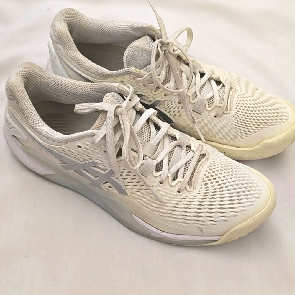 Asics Gel Resolution 9 Tennis Shoes Women's 9 White Hard Court Sneakers